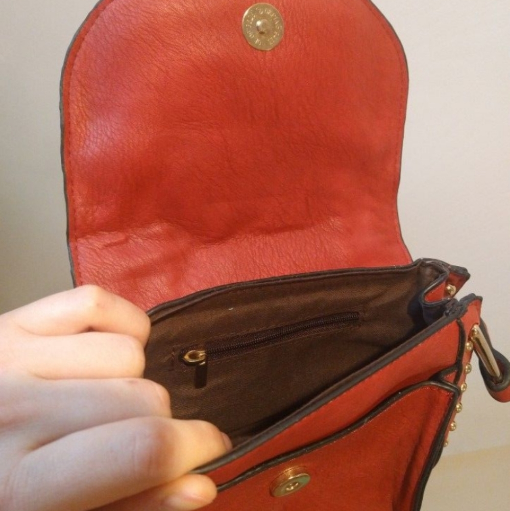 Purse - Picture 3 of 4